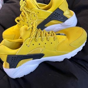 Nike Air Huarache bright citron